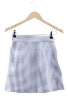 Aufwändiger Rock S STORETS