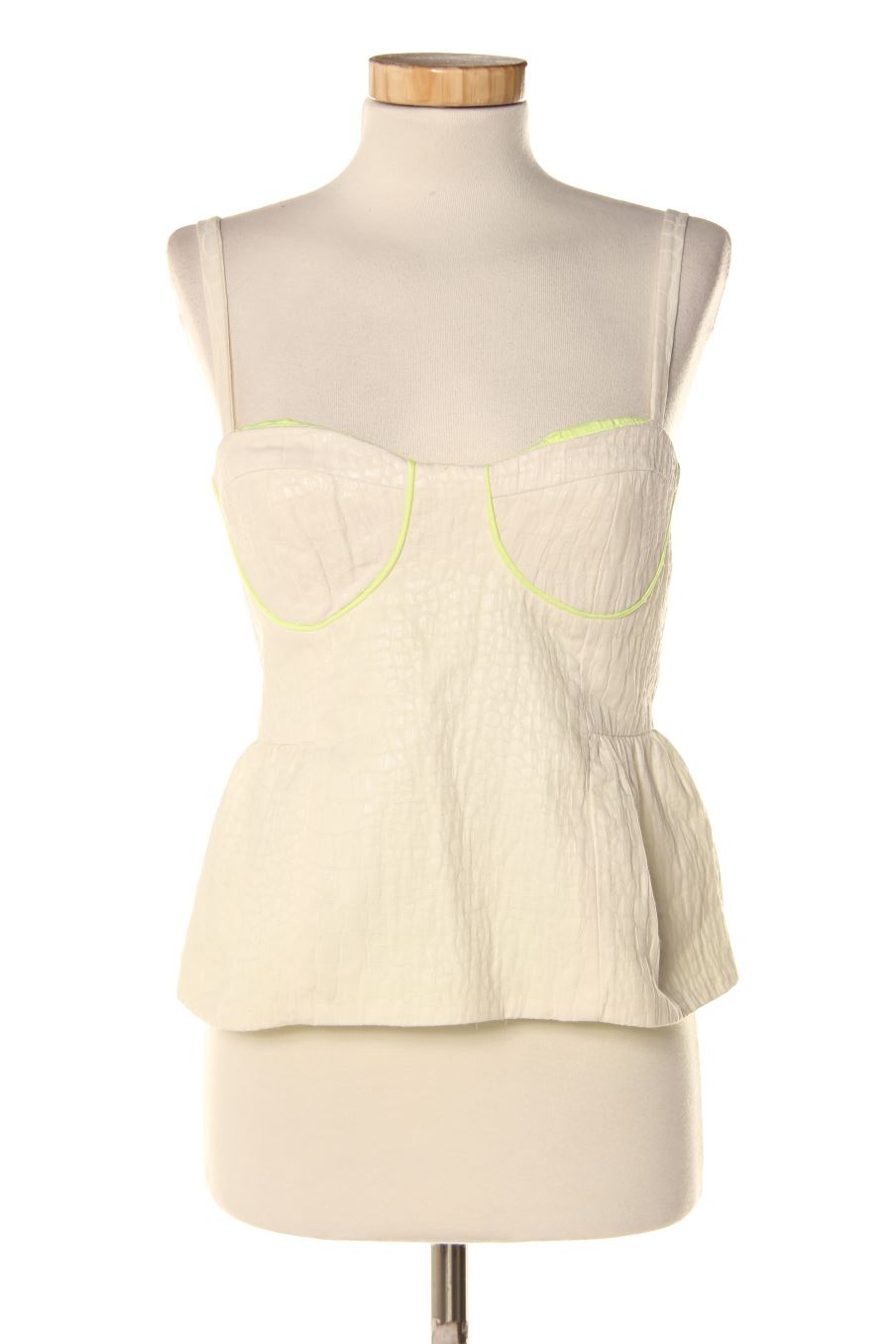Top de Bershka de la talla M, de color blanco