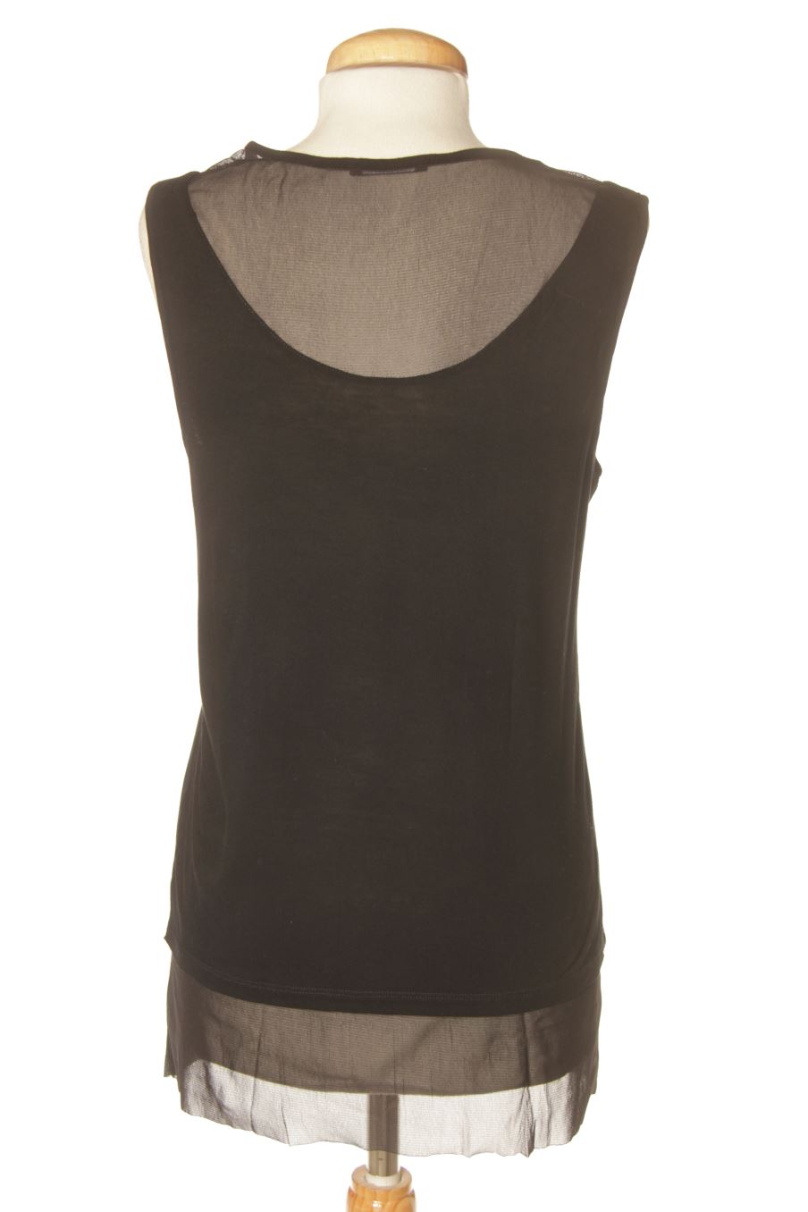 Camiseta sin mangas de Sisley de la talla M, de color negro