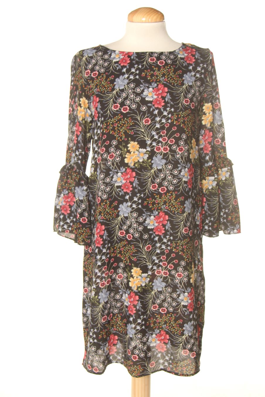 Robe casual Sfera de la taille S, de couleur fleurs