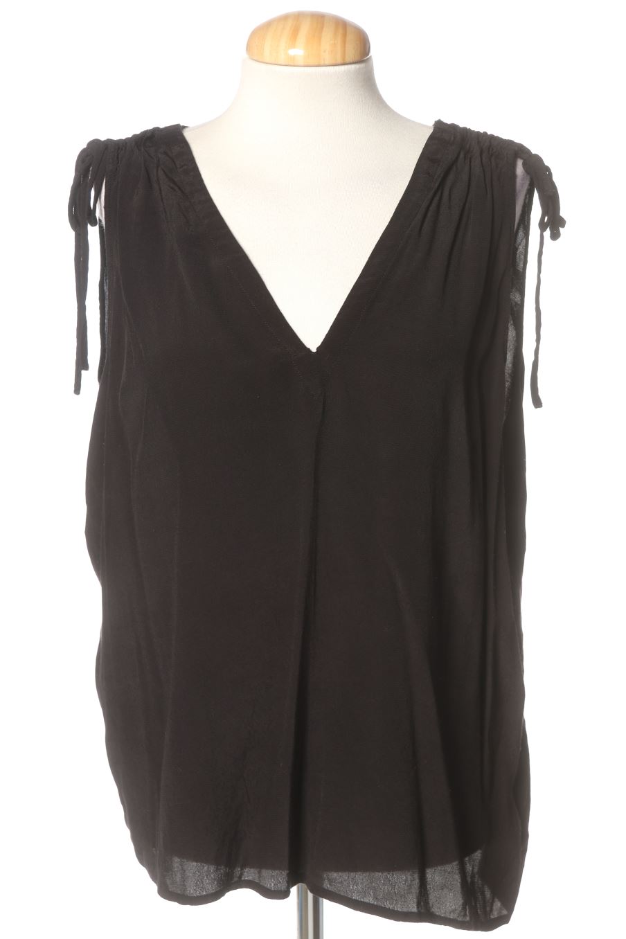 Top de Mango de la talla XL, de color negro