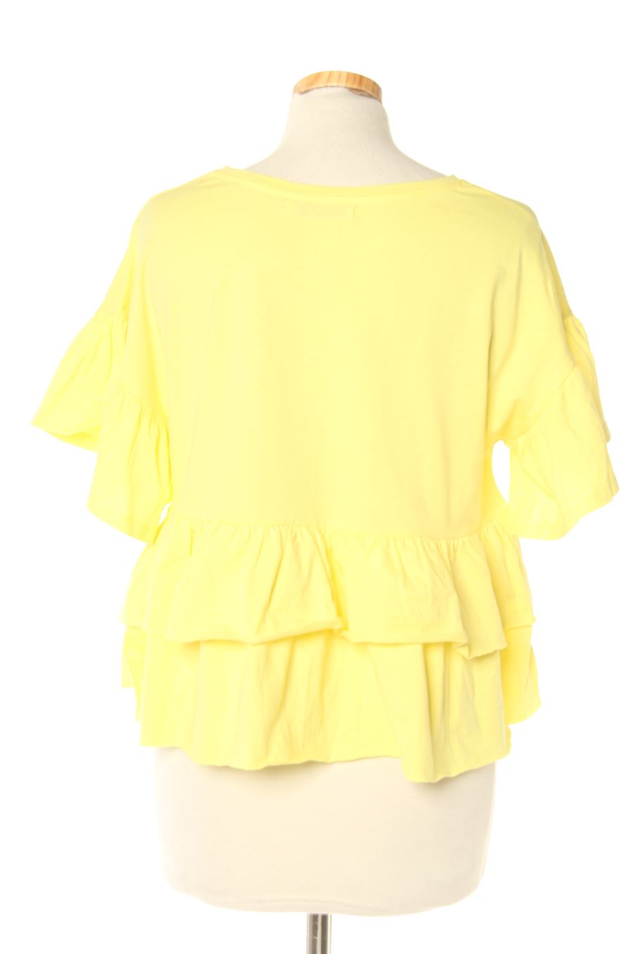 T-shirt Pull & Bear de la taille S, de couleur jaune