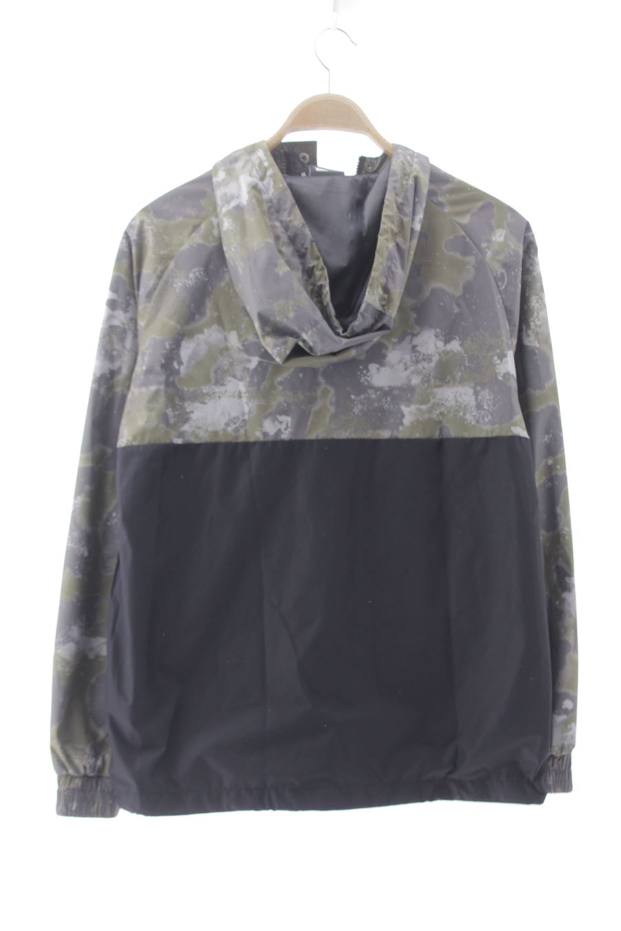 Chaqueta de New Era de la talla M