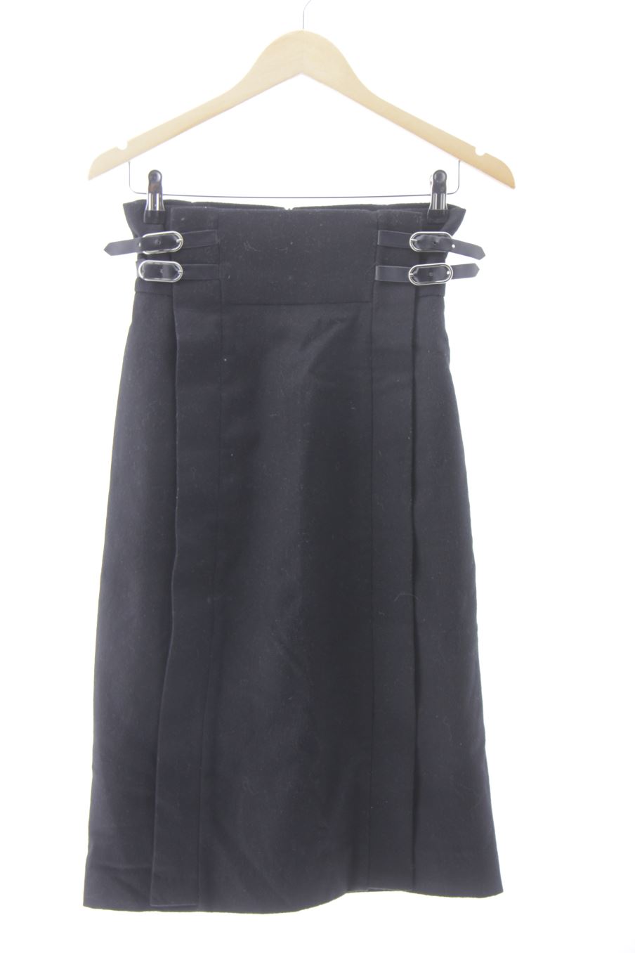 Falda de Massimo Dutti de la talla 34, de color negro