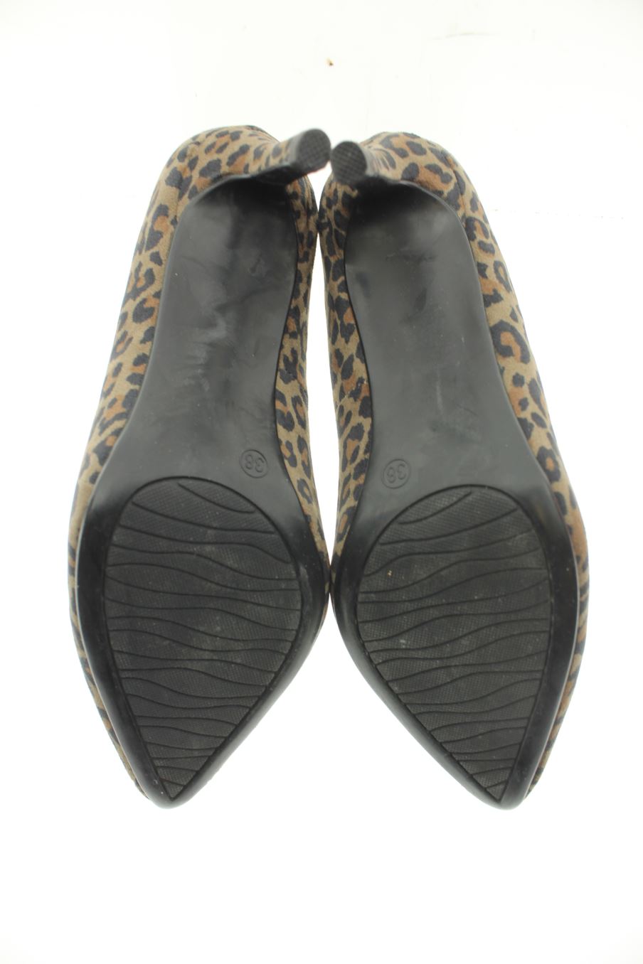 Zapatos de tacon de Hoyvoy de la talla 38, de color animal print de