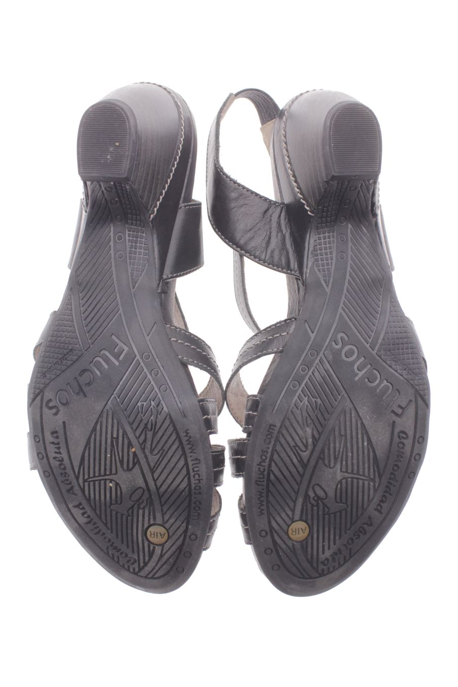 Sandalias tacon de Fluchos de la talla 41, de color negro de