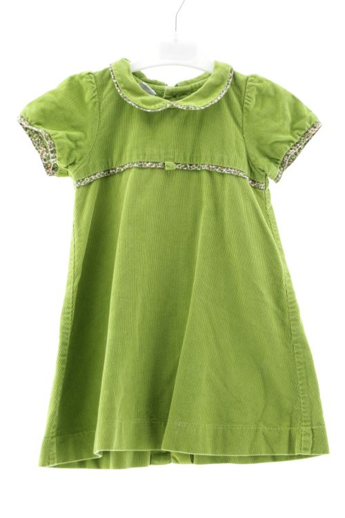 Aufwändiges Kleid