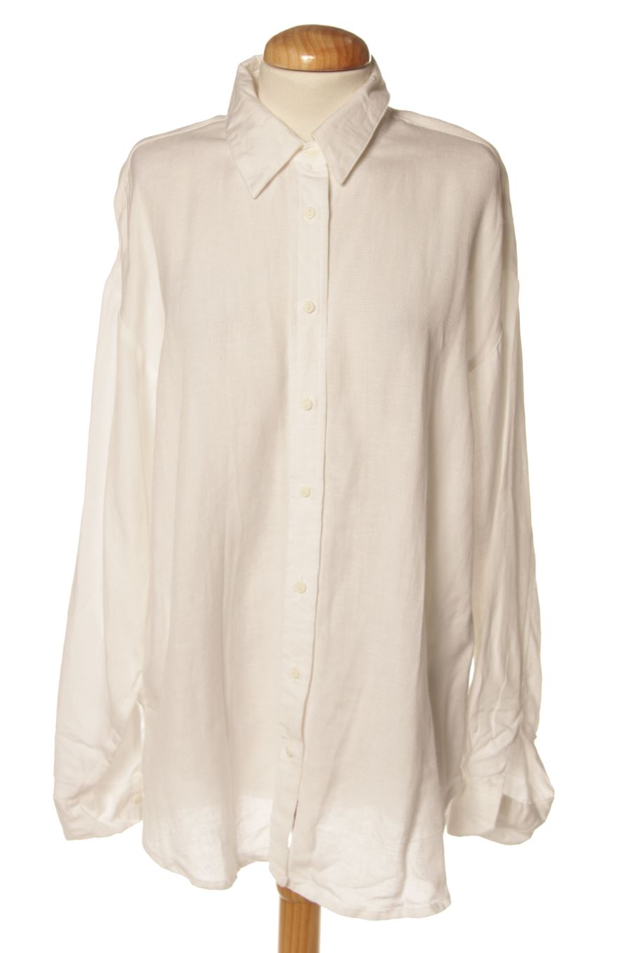 Chemise Stradivarius de la taille M, de couleur blanc