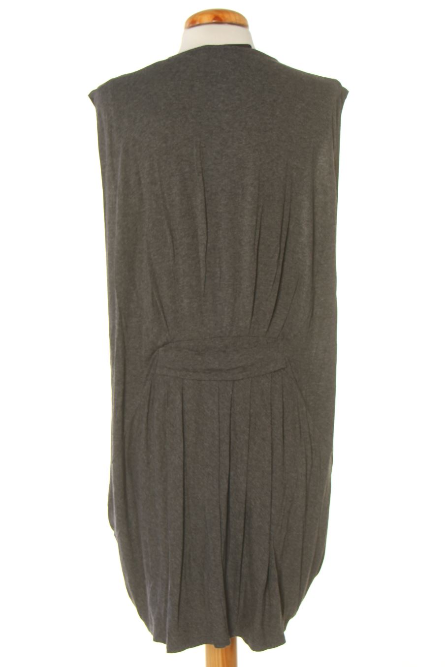 Vestido casual de Amaya Arzuaga de la talla 40, de color gris