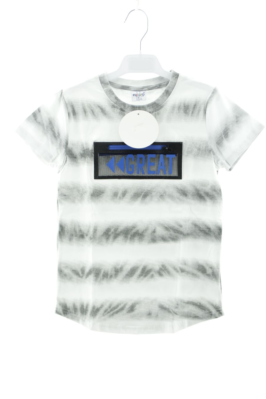 T-shirt Ativo de la taille 4 ans avec une étiquette