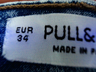 Jeans Pull & Bear de la taille 34, de couleur bleu de denim