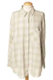 Camisa L H&M