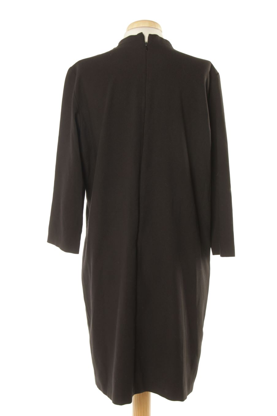 Robe casual Esprit de la taille 42, de couleur noir
