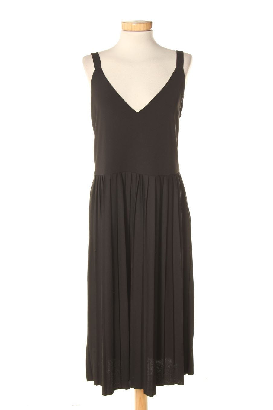 Robe casual Zara de la taille M, de couleur noir