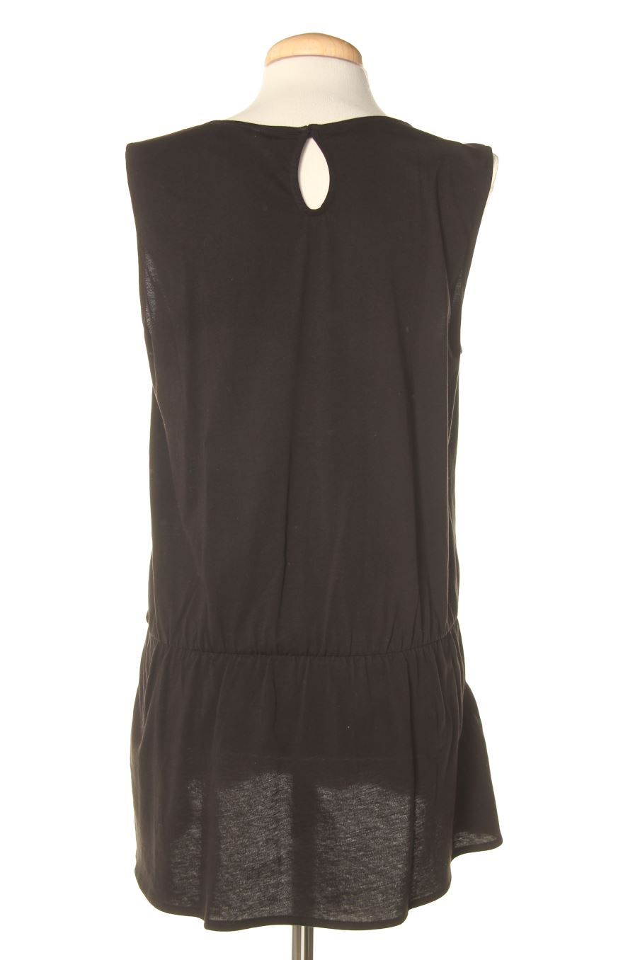 Top Mango de la taille M, de couleur noir