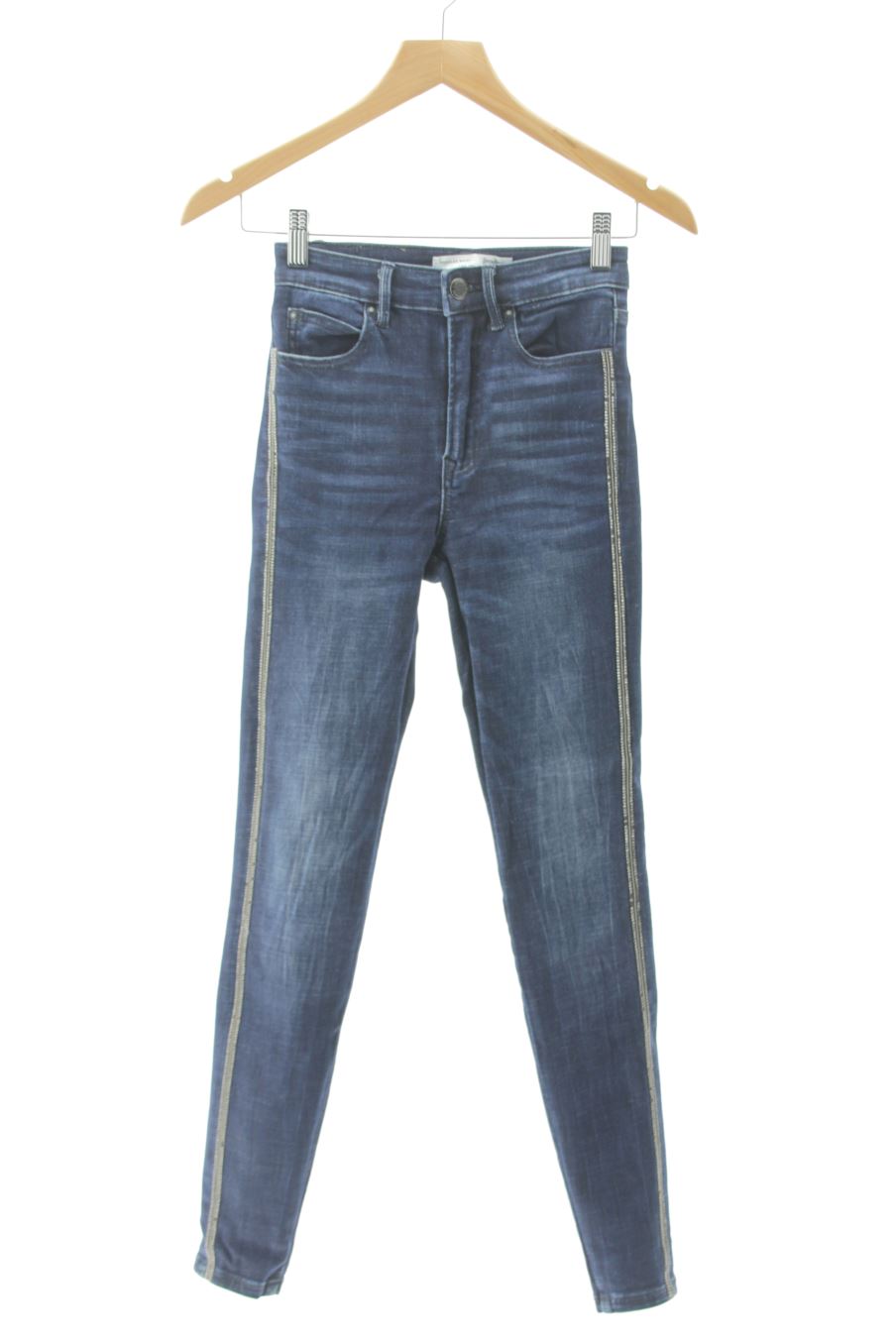 Jeans Stradivarius de la taille 32, de couleur bleu marine de denim