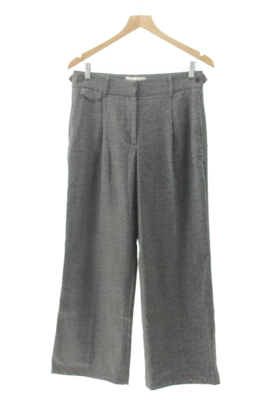 Pantalon Mango de la taille 38, de couleur gris