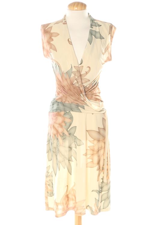 Einfaches Kleid