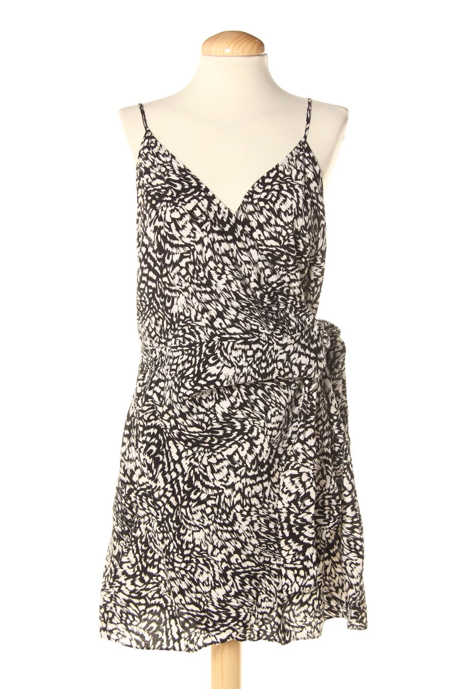 Einfaches Kleid von H&M Größe L, Farbe Schwarz, für
