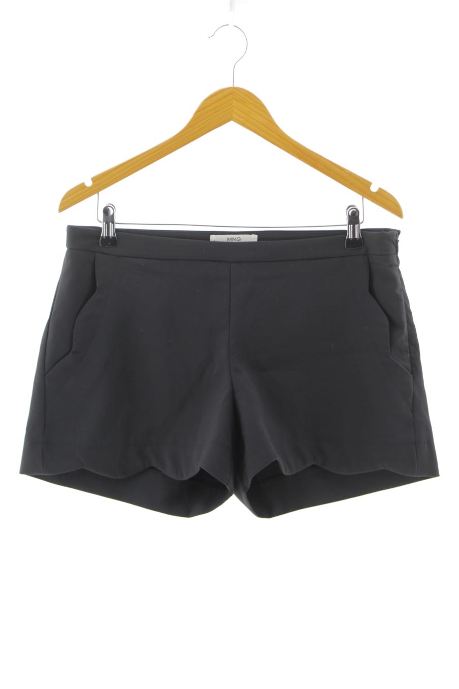 Shorts Mango de la taille 40, de couleur noir