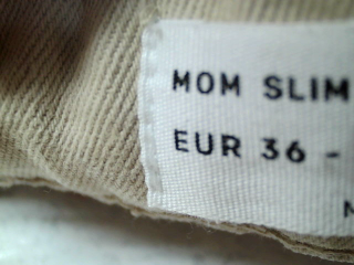 Jeans Stradivarius de la taille 36, de couleur beige de denim