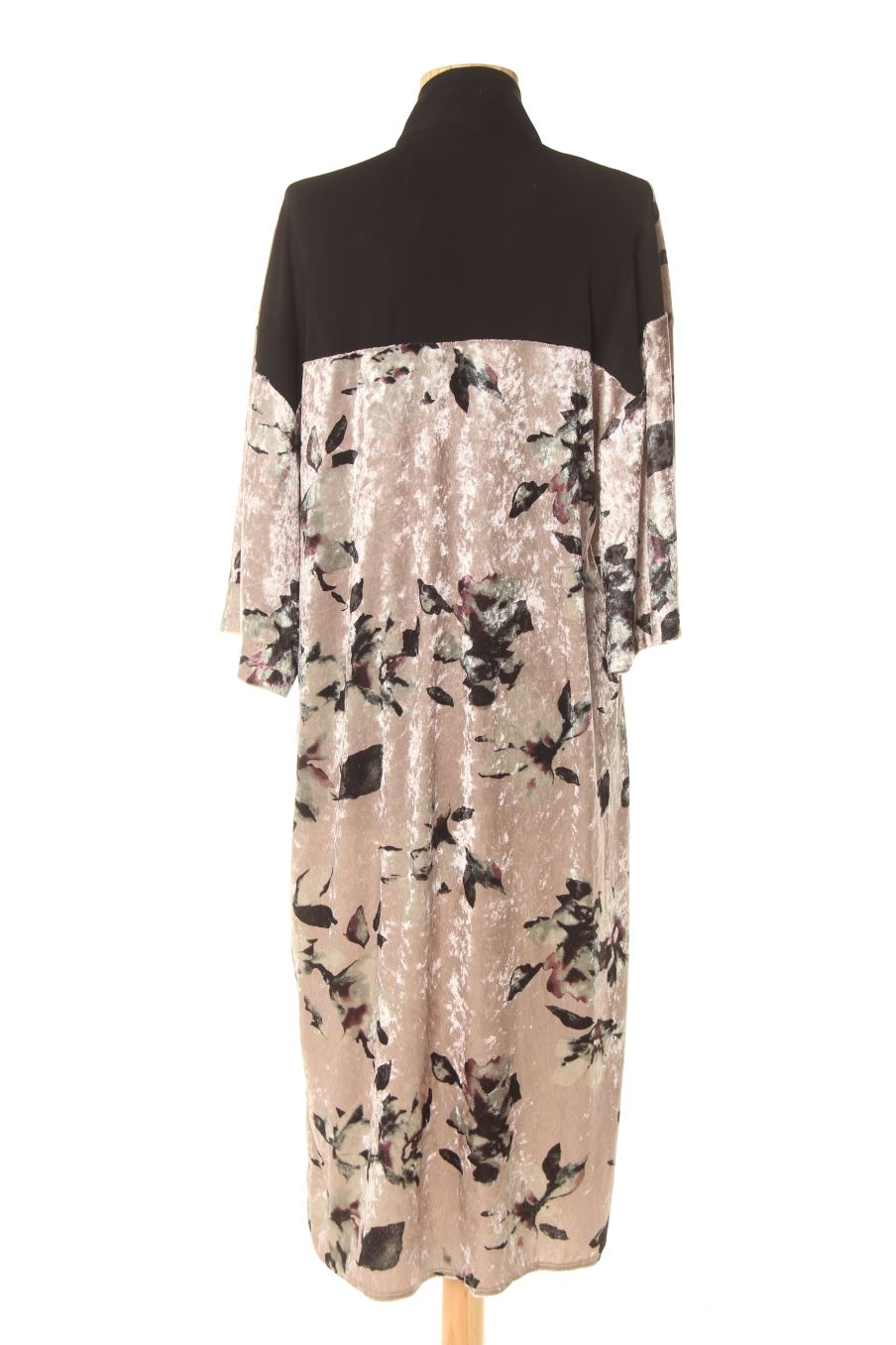 Robe Maxi Kimono MNG (Mango) Noire Imprimé Floral – Taille S Manches 3/4