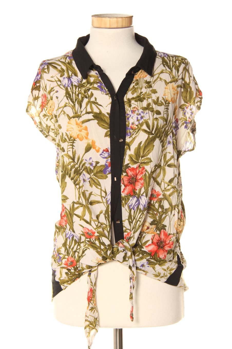 Camisa de Cortefiel de la talla L, de color flores