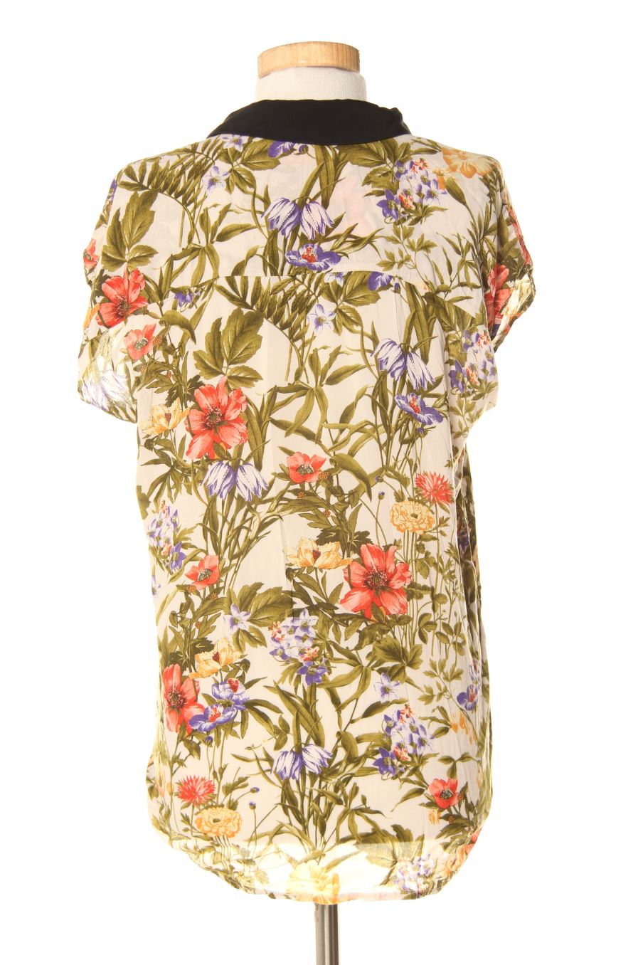 Camisa de Cortefiel de la talla L, de color flores