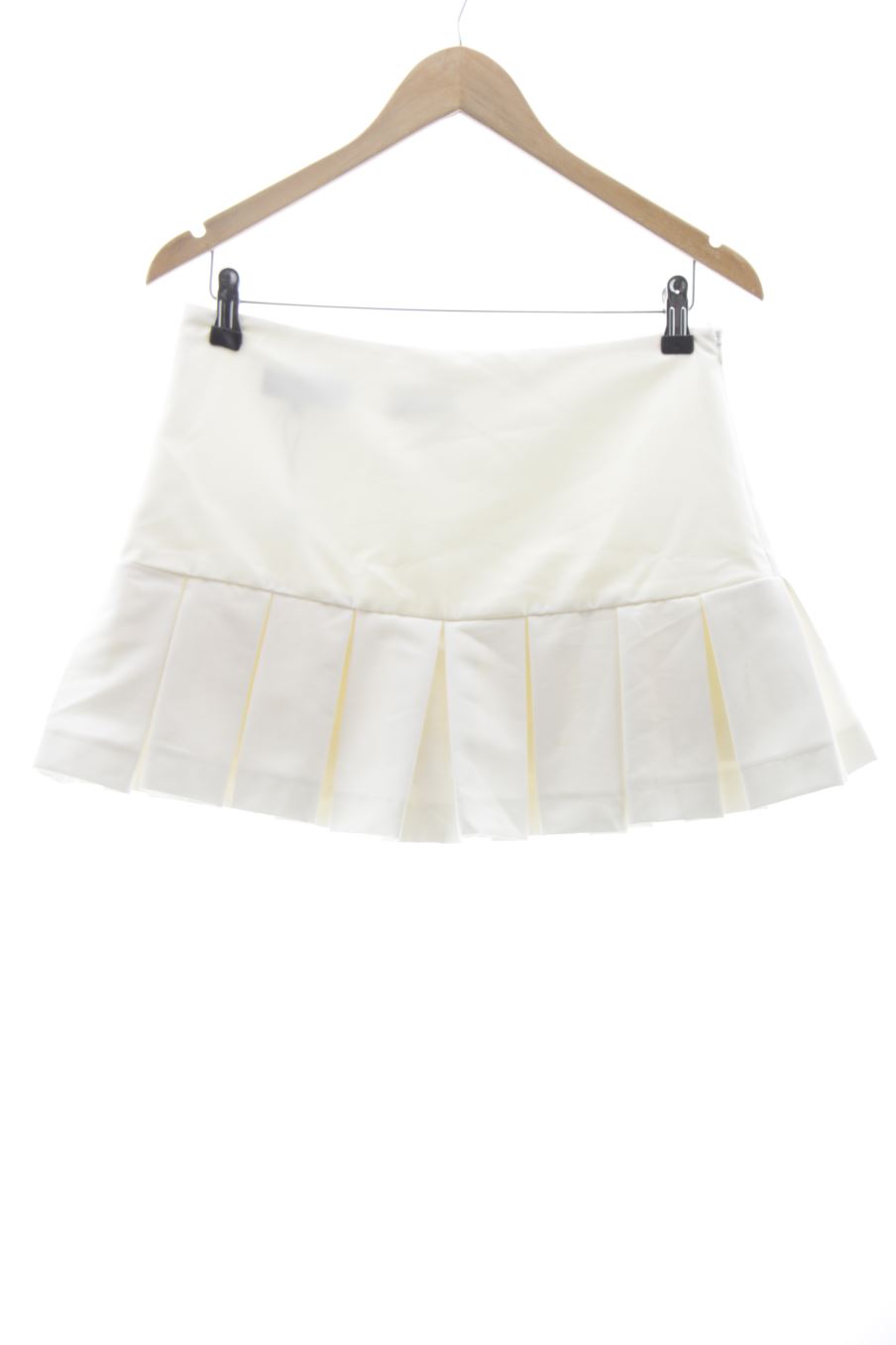 Pantalón corto de Zara de la talla M, de color blanco