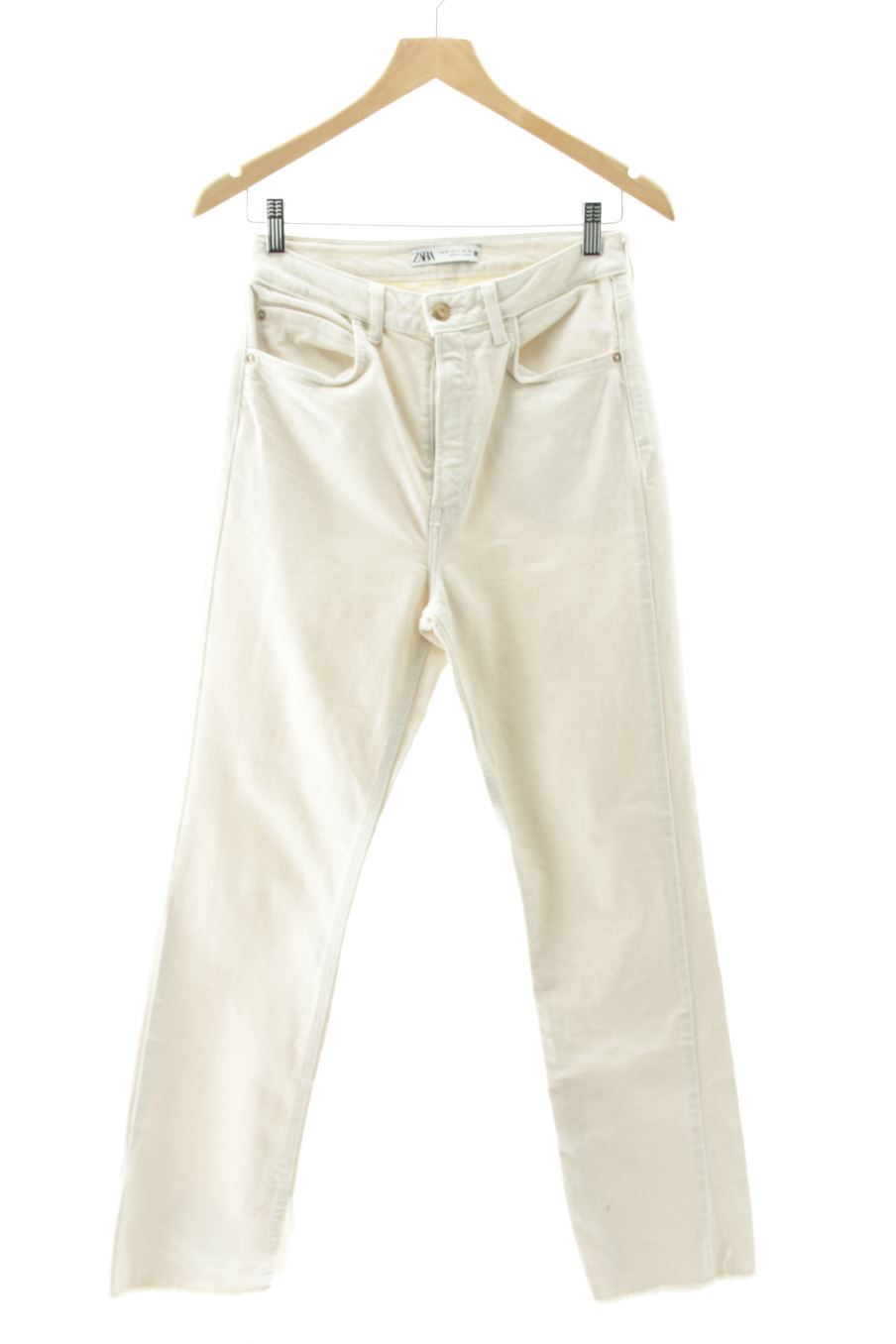 Jeans Zara de la taille 38, de couleur beige de denim