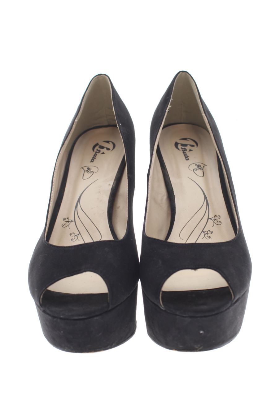 Zapatos de tacon de Bata de la talla 40, de color negro de