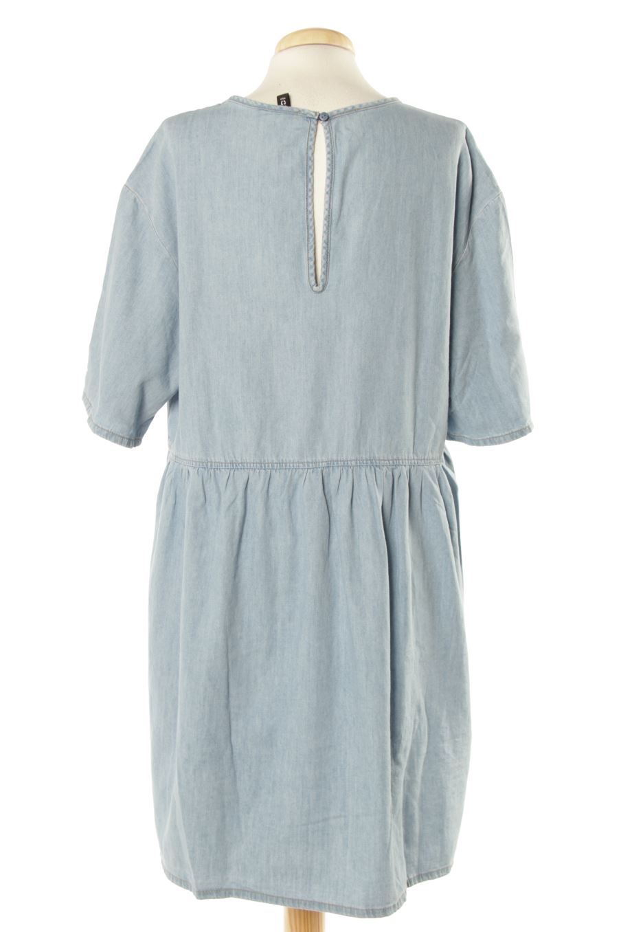 Robe casual H&M de la taille M, de couleur bleu de denim