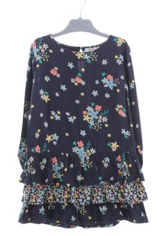 Aufwändiges Kleid 106 Sfera
