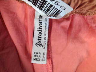 Shorts Stradivarius de la taille S, de couleur rose