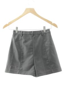 Pantalón corto 32 Stradivarius