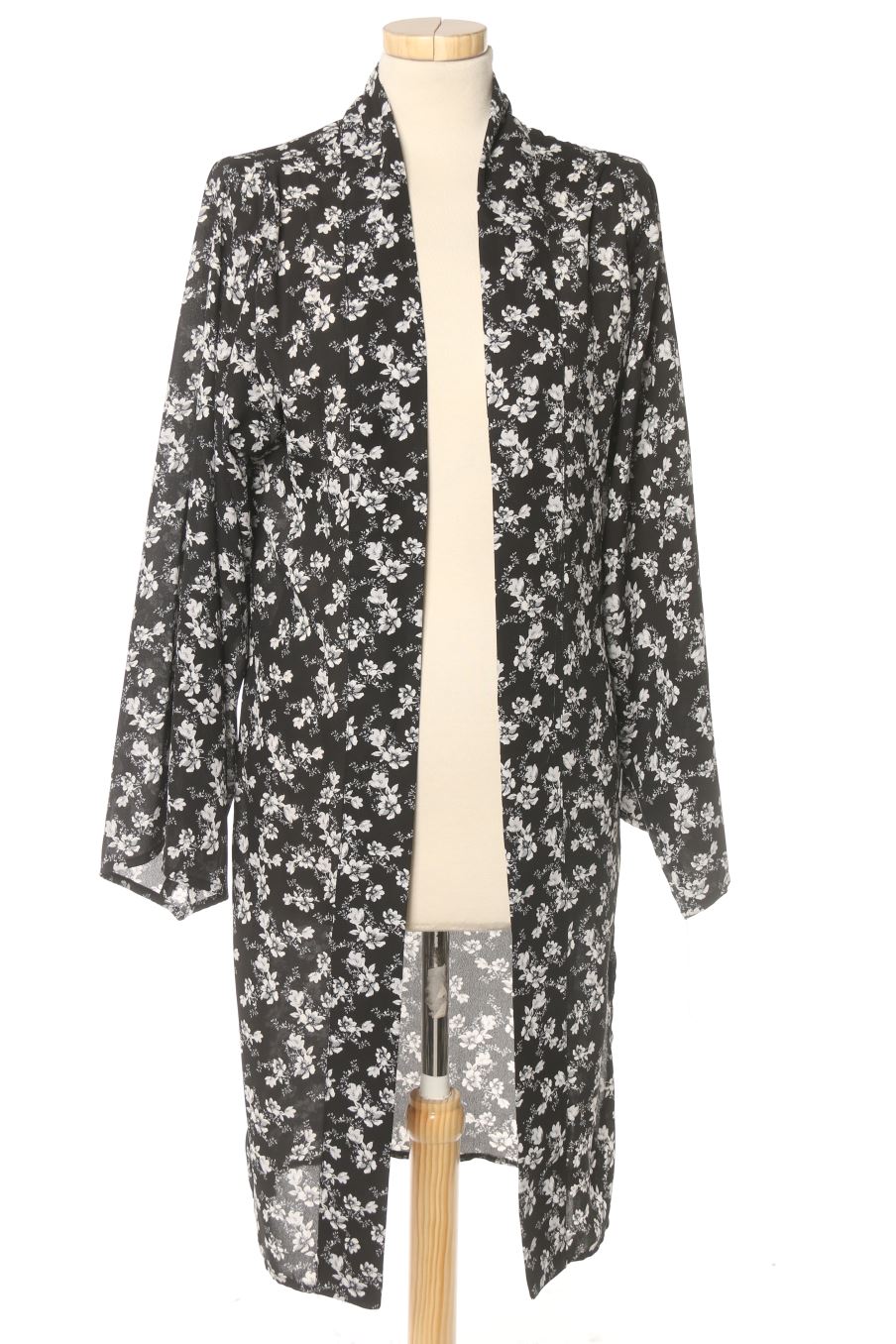 Kimono de MISSGUIDED de la talla 32, de color flores
