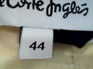 Pantalon El Corte Ingles de la taille 44, de couleur bleu marine