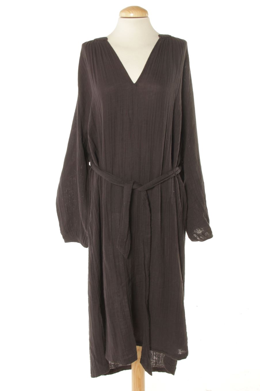 Robe casual H&M de la taille L, de couleur noir