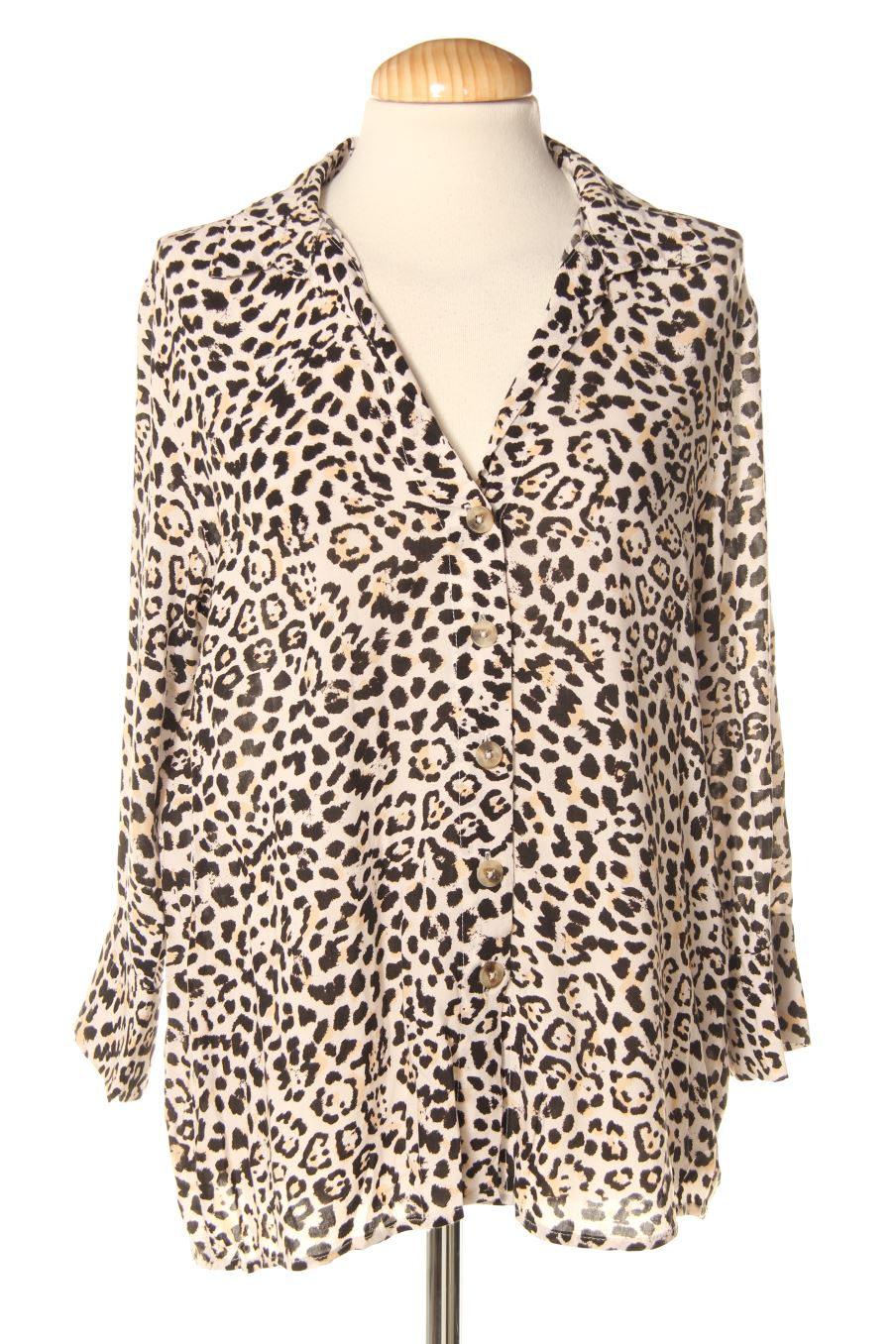 Chemise Stradivarius de la taille M, de couleur animal print