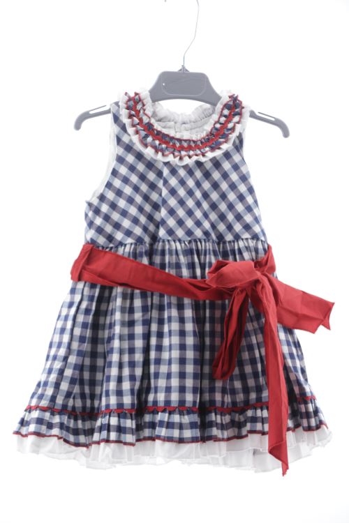 Aufwändiges Kleid
