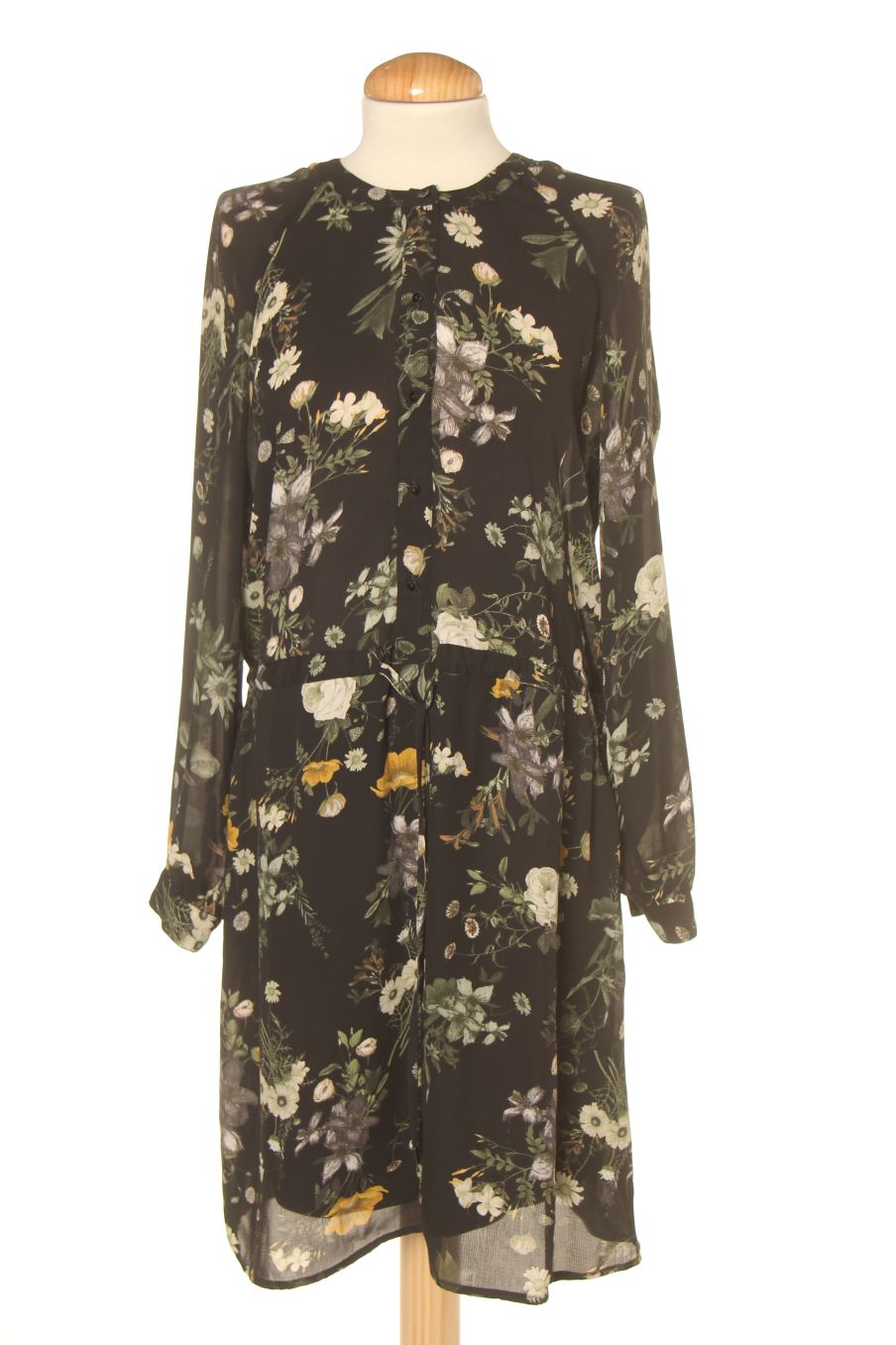Robe casual Cortefiel de la taille M, de couleur fleurs