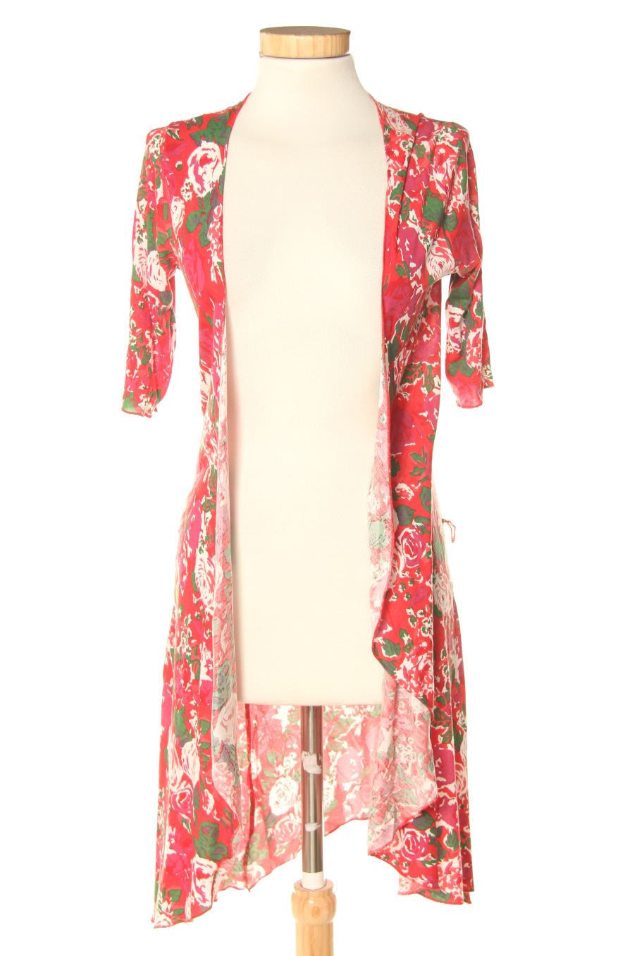 Kimono de Almatrichi de la talla S, de color flores