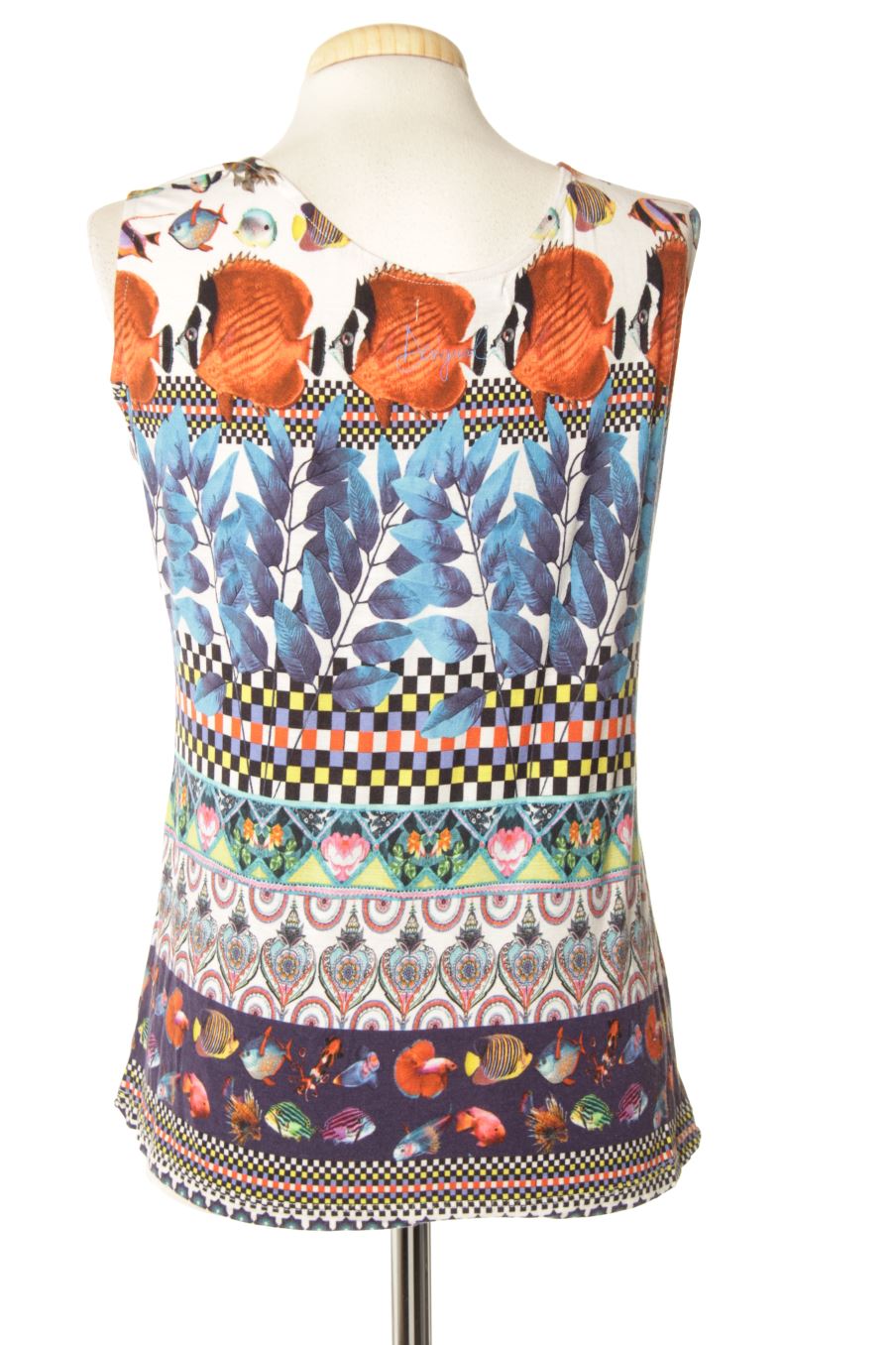 Top Desigual de la taille L, de couleur imprimés