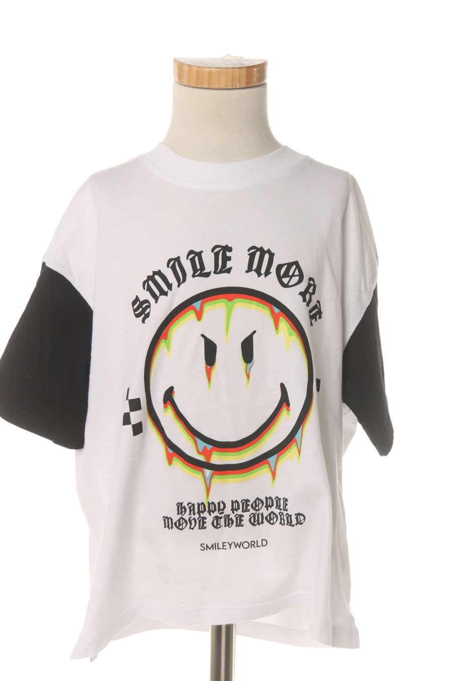 T-shirt Zara de la taille 6 ans de seconde main