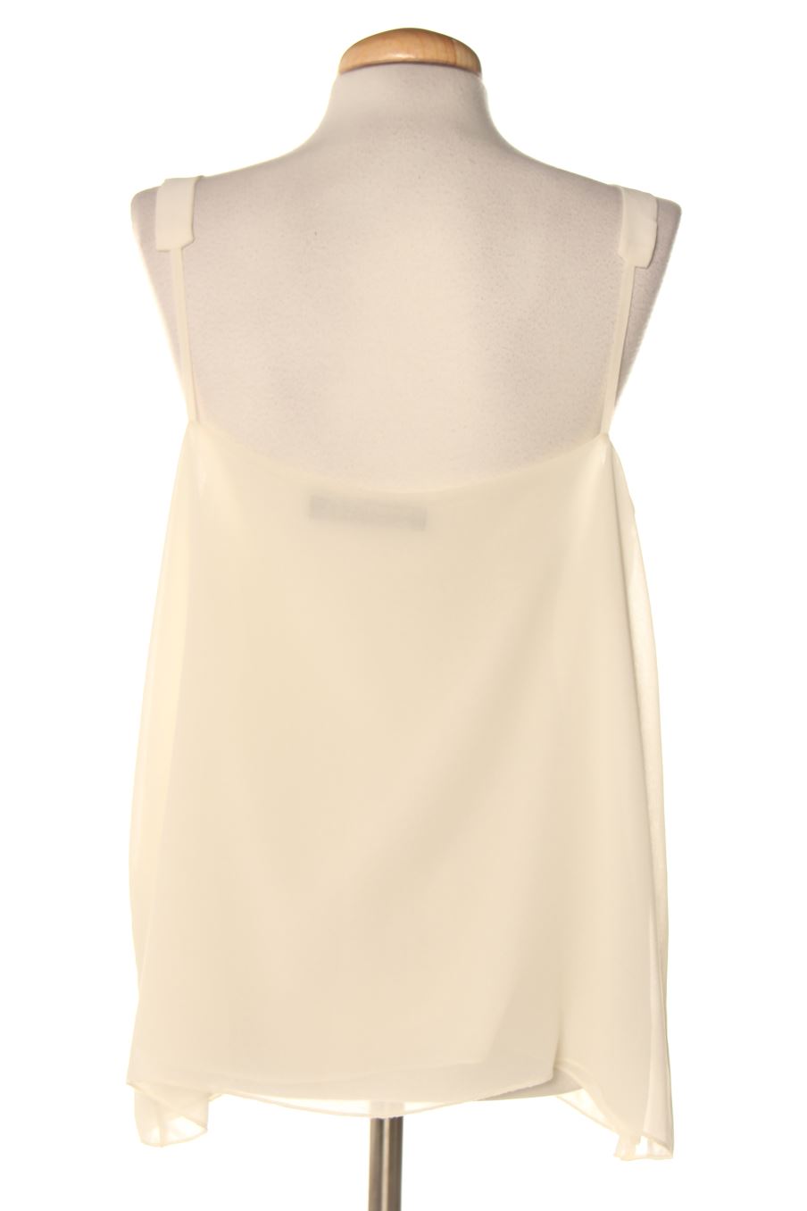 Top de Zara de la talla L, de color beige