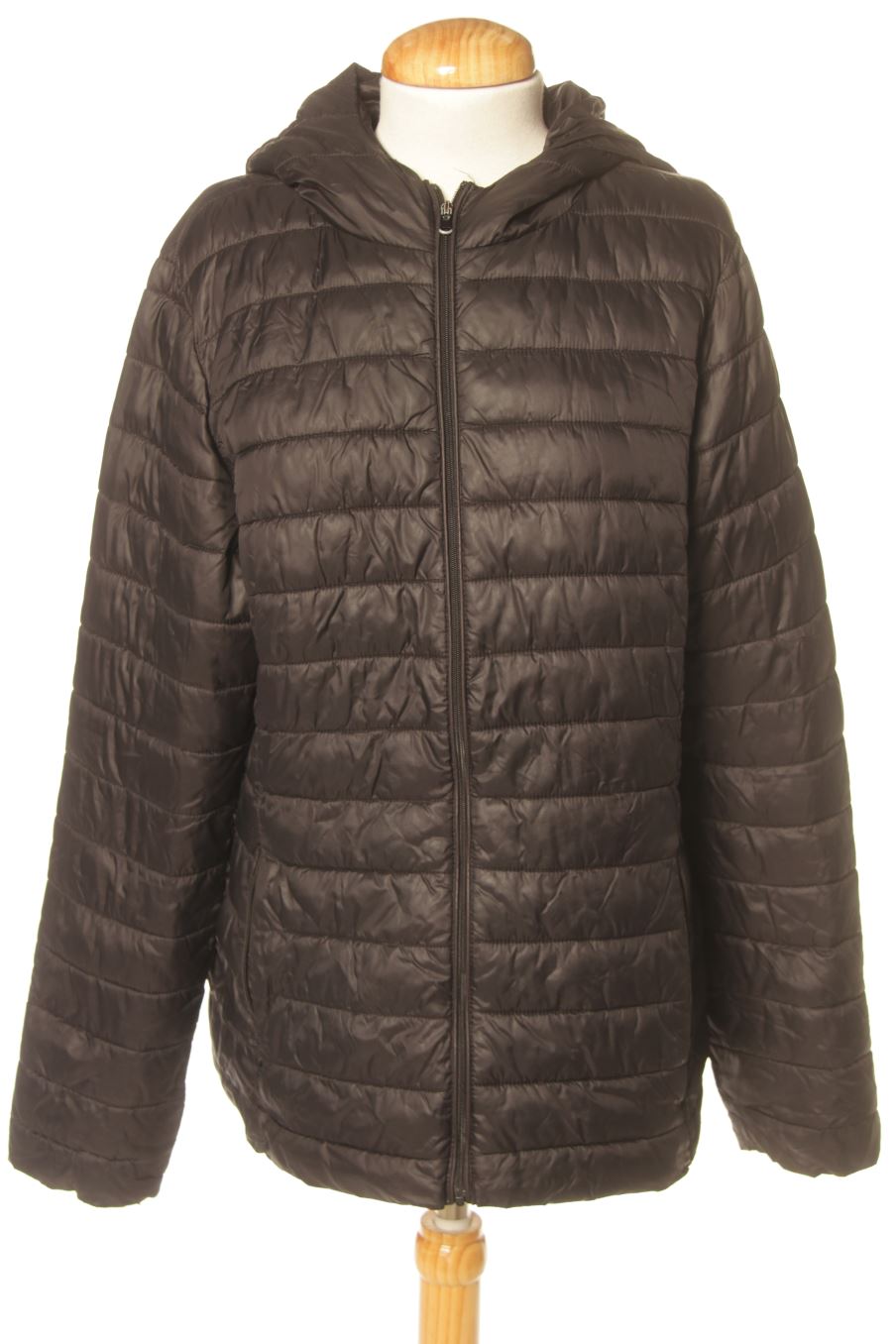 Cazadora de Dunnes Stores de la talla 40, de color negro