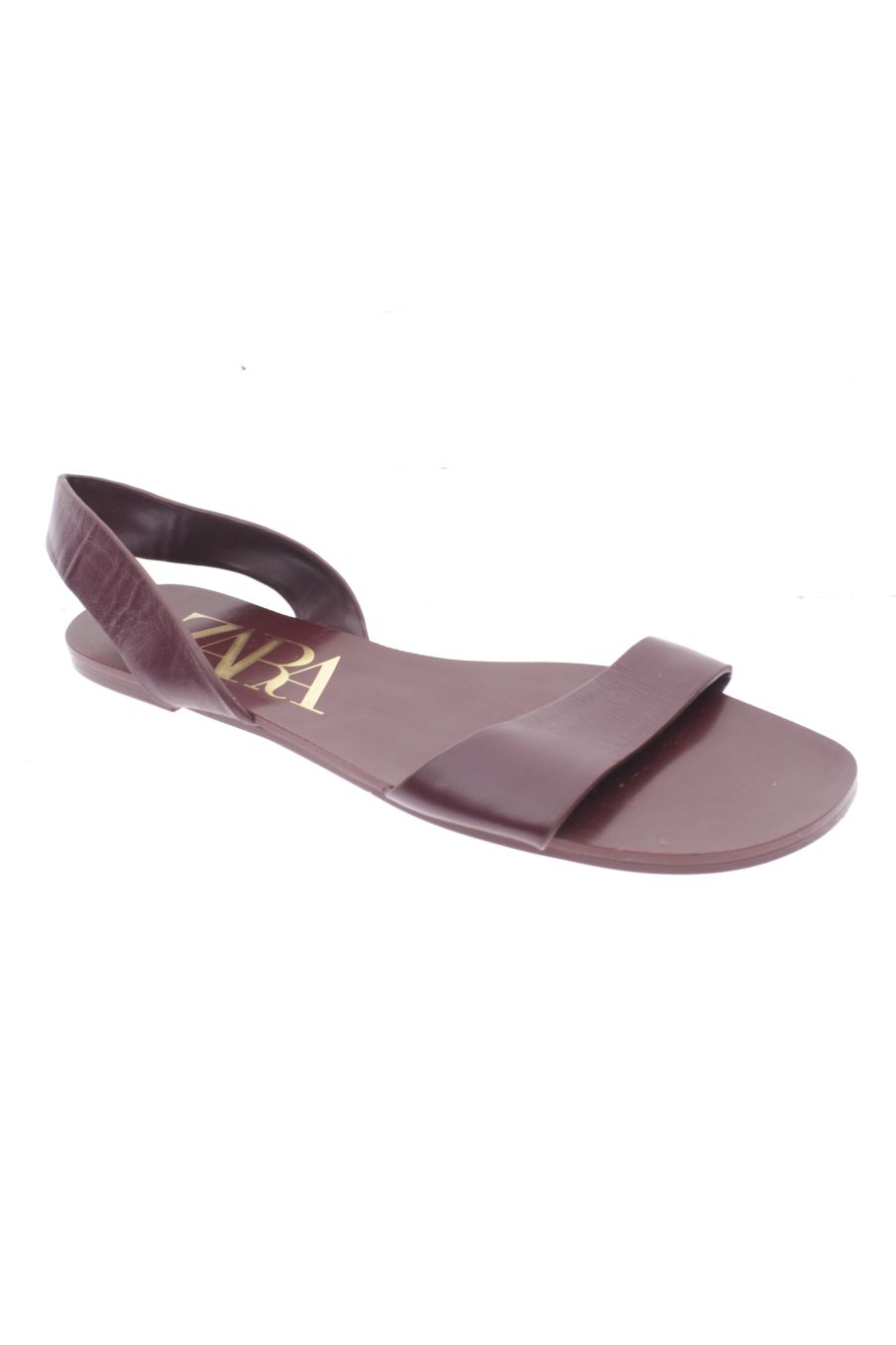 Sandalias planas de Zara de la talla 36, de color burdeos de