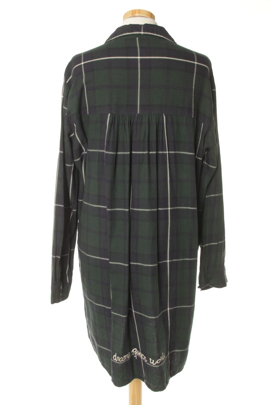Robe casual Pull & Bear de la taille M, de couleur carreaux