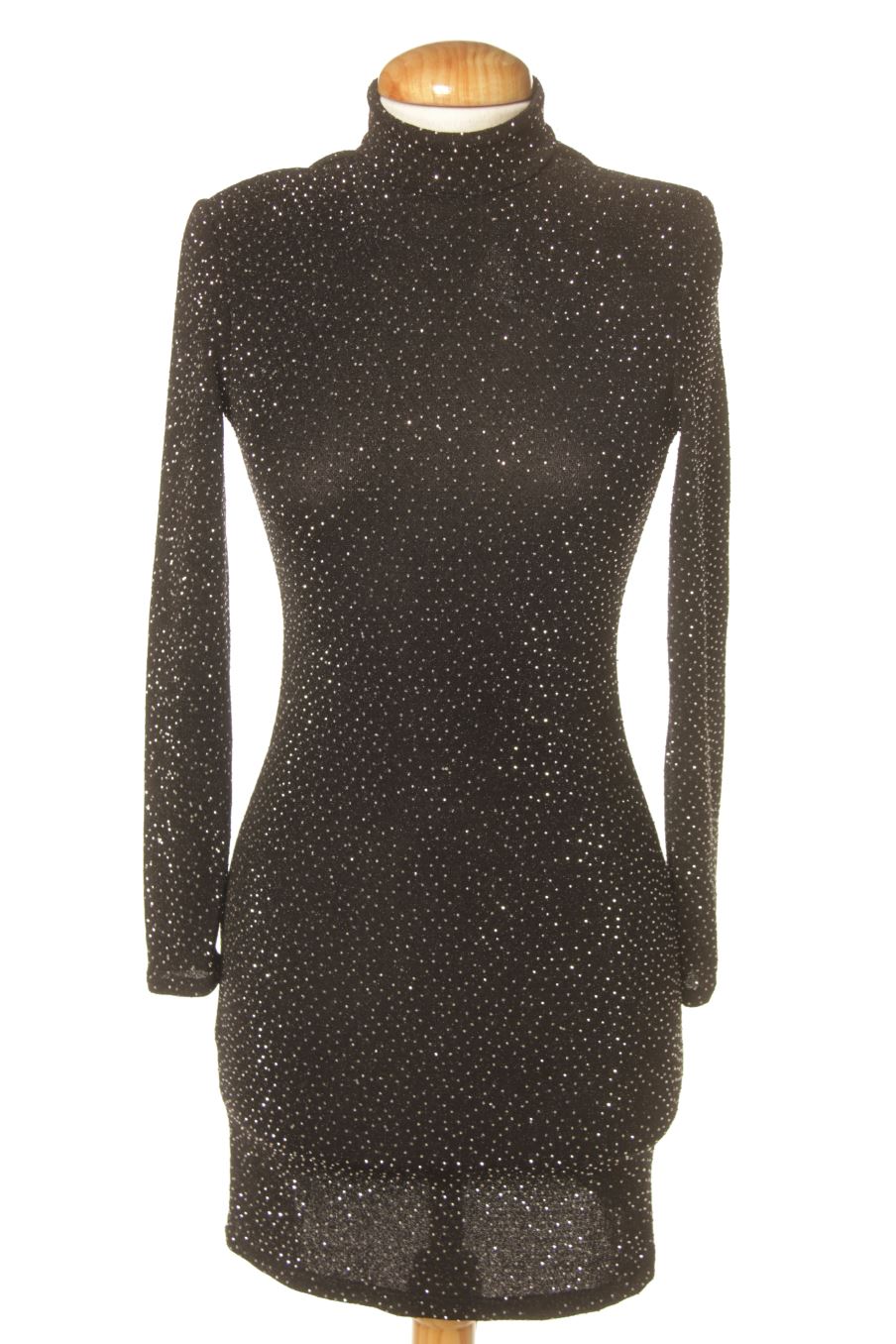 Vestido elegante de Zara de la talla XXS, de color negro