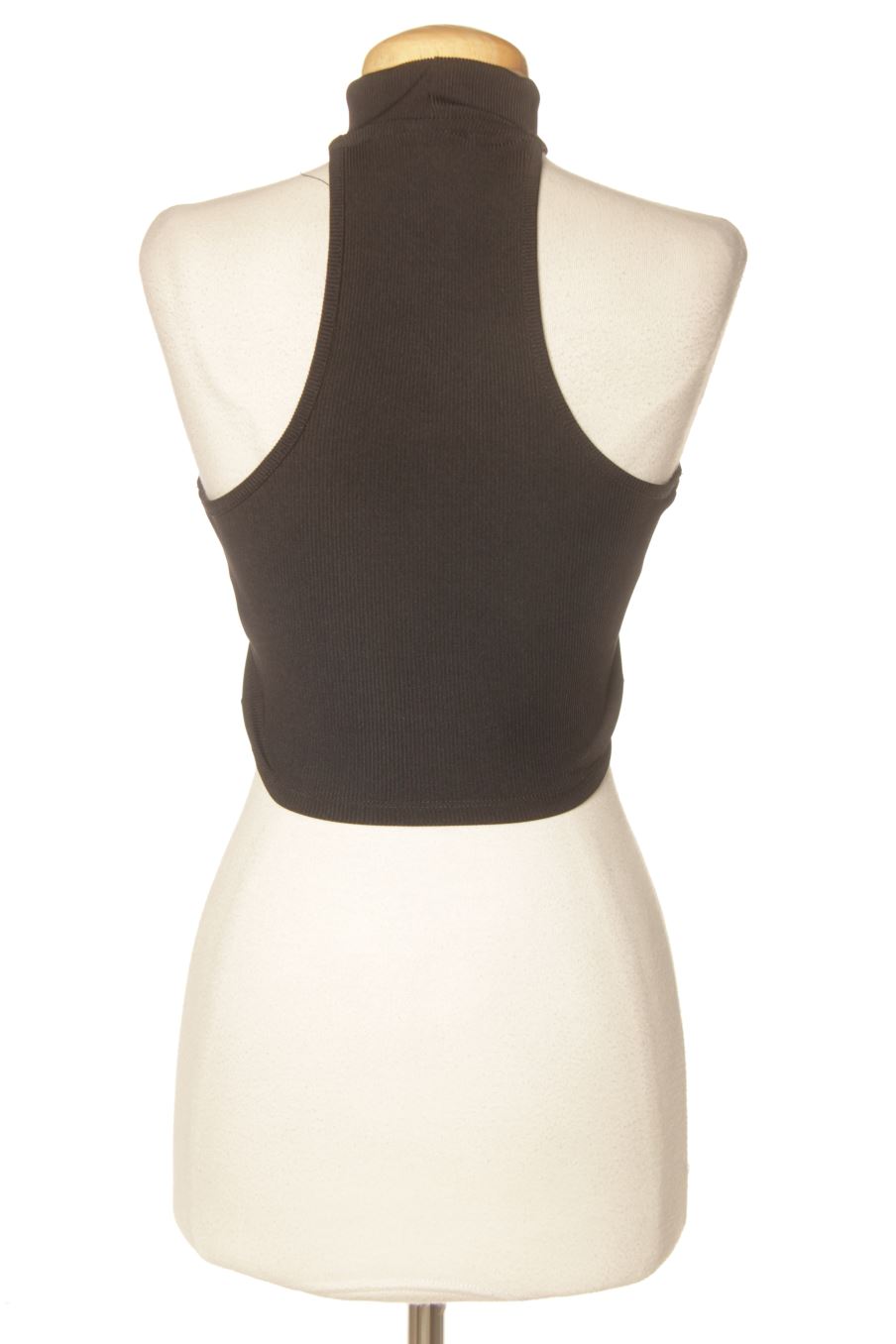 Top de Bershka de la talla XS, de color negro